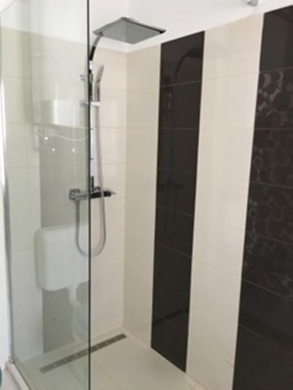 Eden Vendeghaz Hotel Veszprem Bagian luar foto